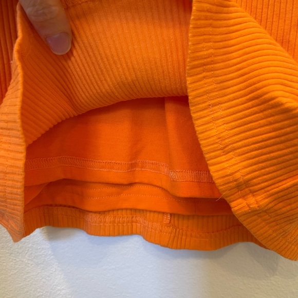 Sexy Low Back BodyCon Dress - Picture 4 of 6